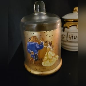 Charmed aroma cloche